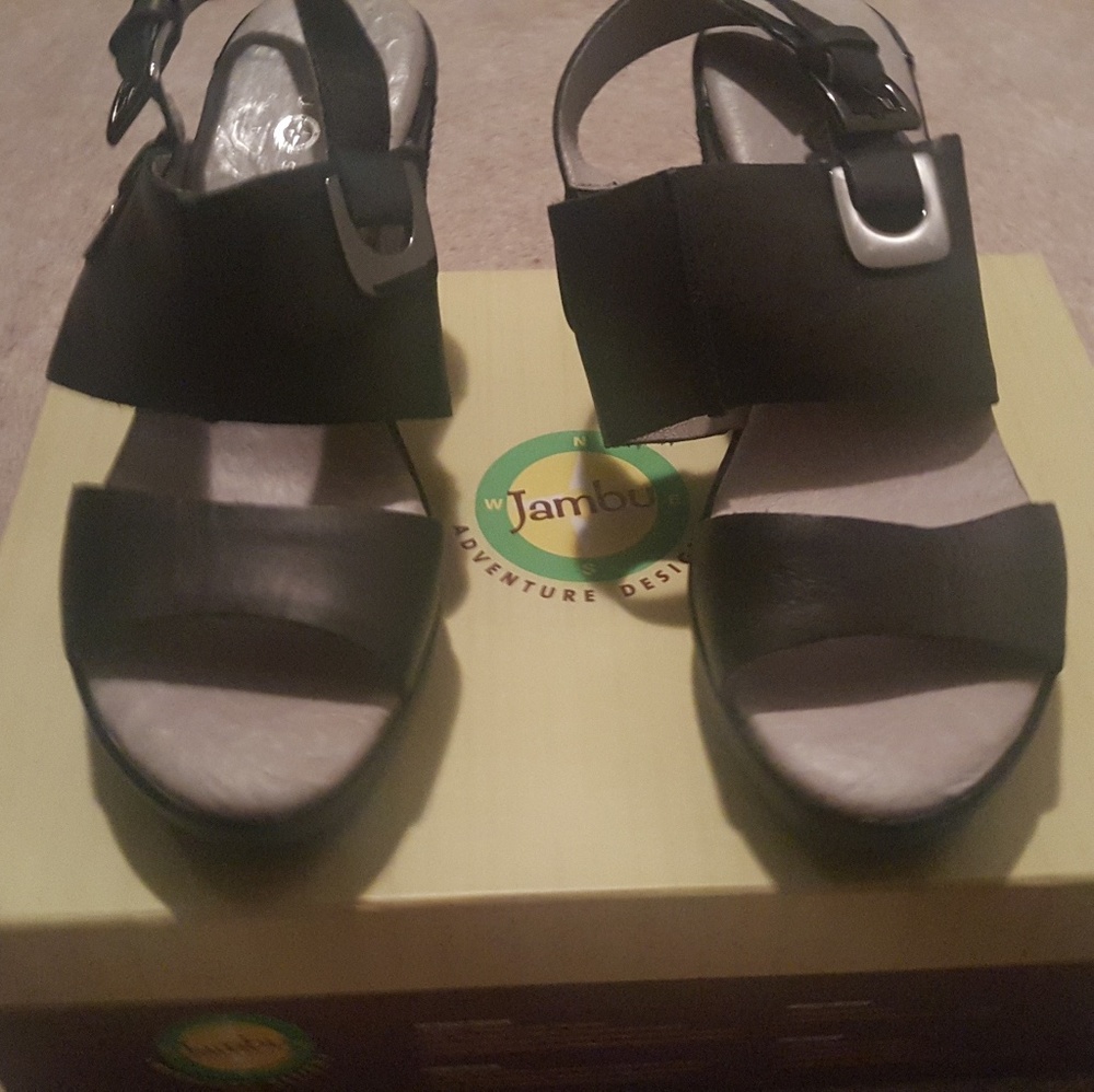 Jambu wedge sandal